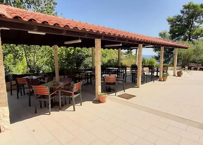 Aphroditi Агия-Параскеви