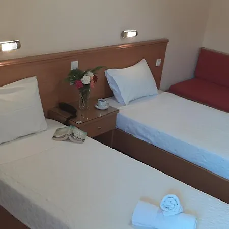 Aphroditi فندق أغيا باراسكيفي